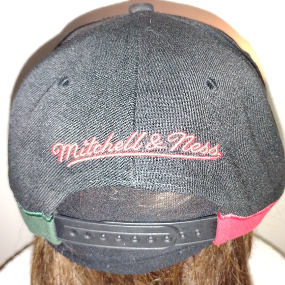 Black History month NBA Chicago Bulls snapback cap. - Picture 4 of 7
